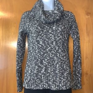 Banana Republic black & white marked knit chunky cowl neck sweater size small
